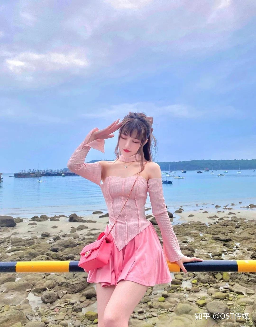 一周达人落落酱ovo动漫里走出的美少女打破次元壁cos上百角色