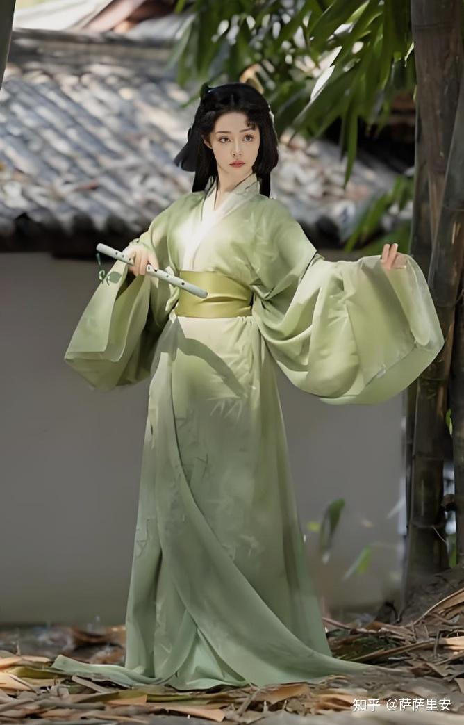 曲裾、直裾、襦裙、半臂、袄裙、褙子、圆领袍、直裰、贴里……这些古代服饰名词分别是什么意思? - 知乎
