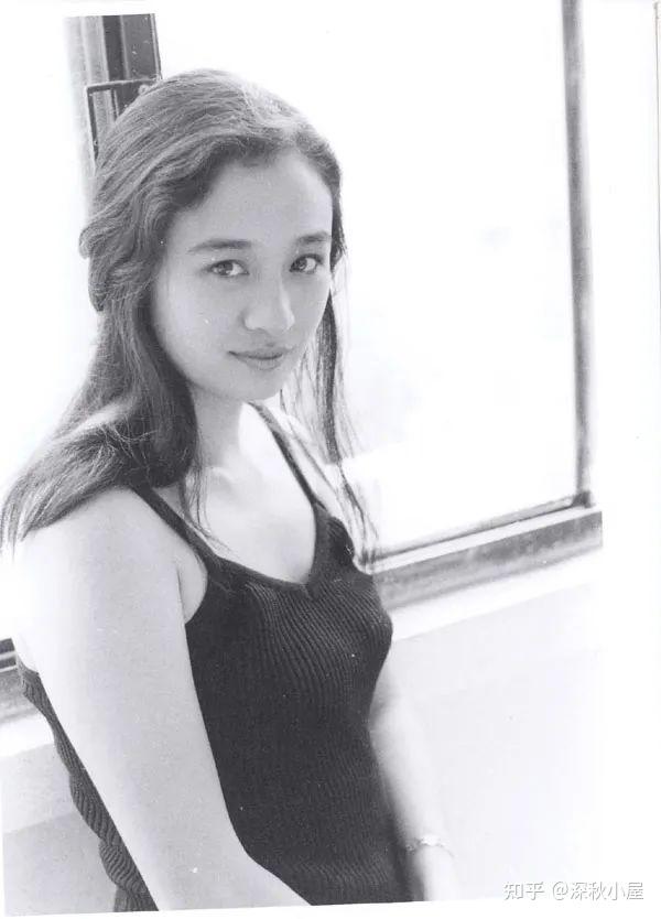 影视圈曾经顶流的她,如今在画画 - 知乎