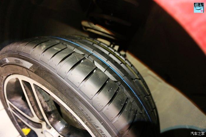 奔驰c200豪华运动旅行版体验韩泰ventuss1evo3轮胎