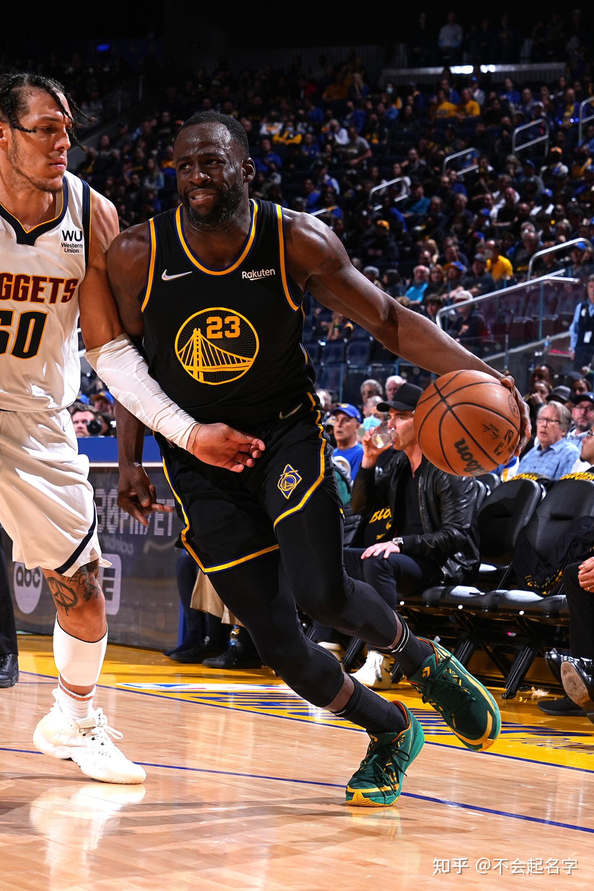 20212022季后赛掘金vs勇士主场第一场