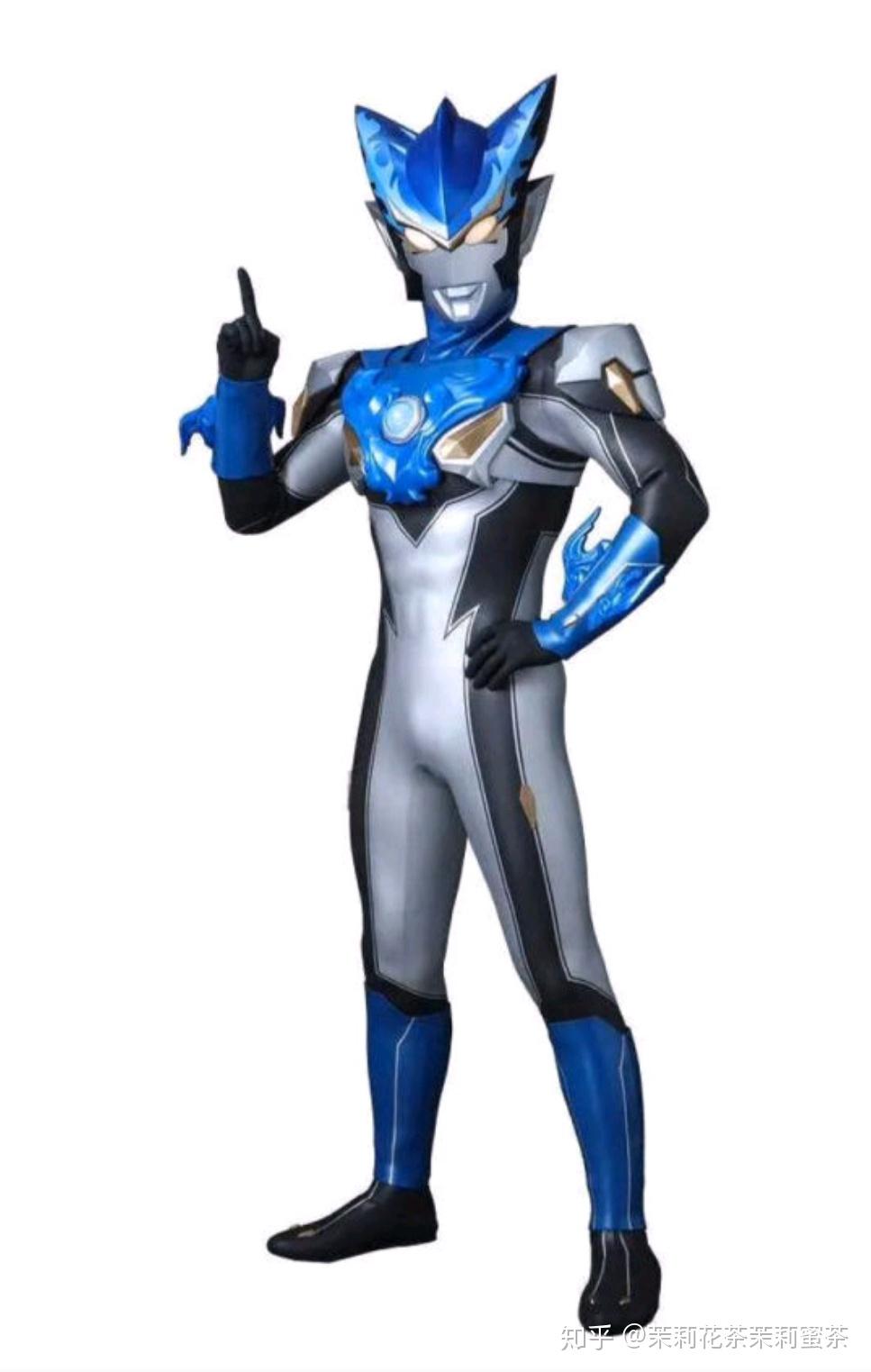 如何评价天猫时尚将奥特曼评为2020最时尚的人