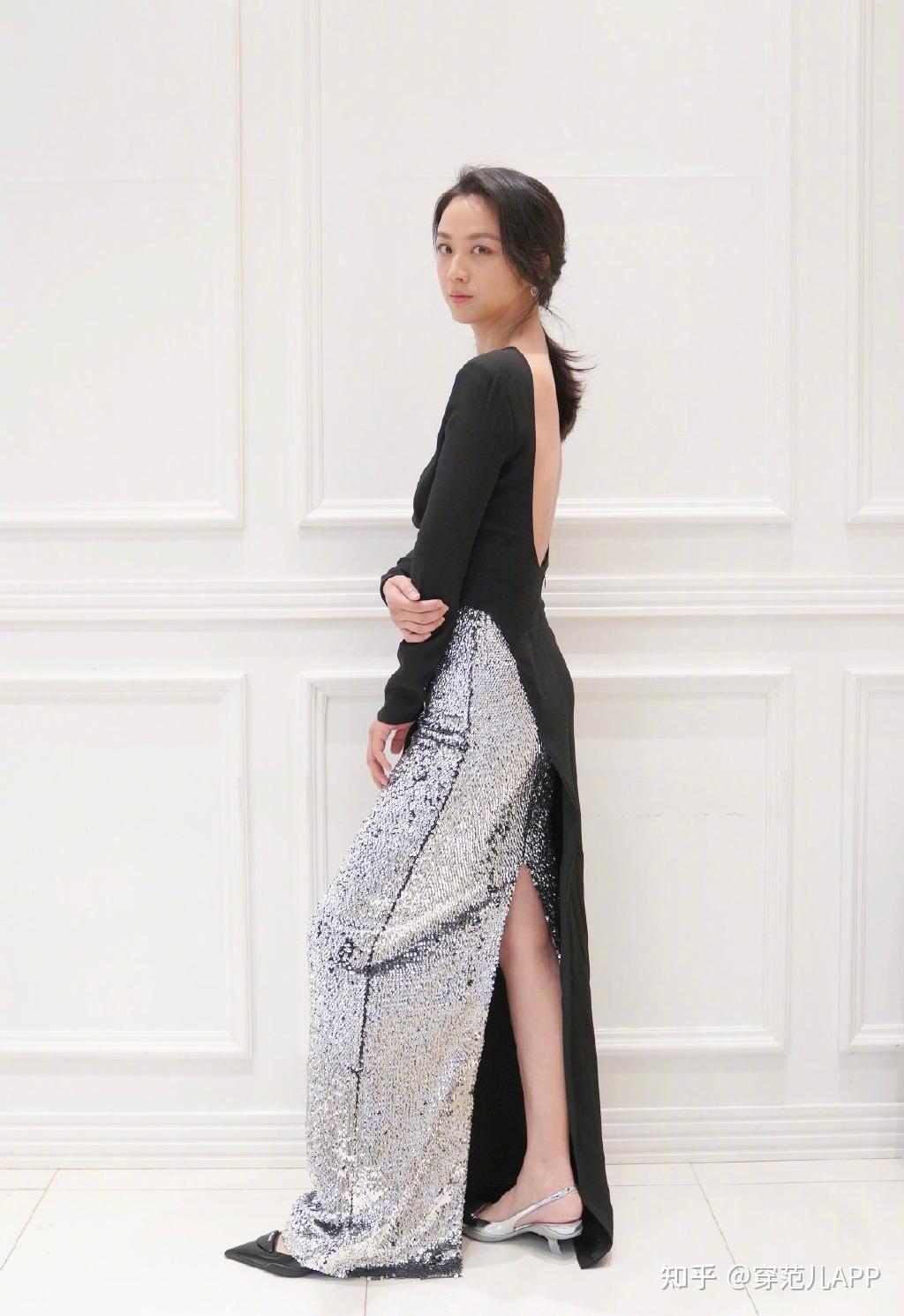 汤唯在韩国拿影后穿搭小心机黑银prada鞋