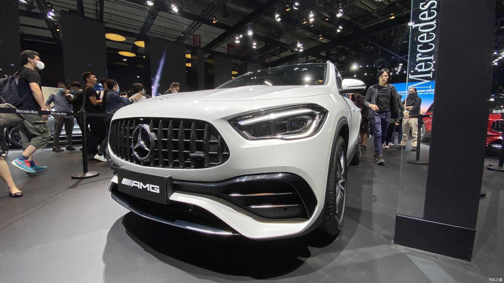 全新奔驰gla35国内首发并开启预售预售价格4500万元起