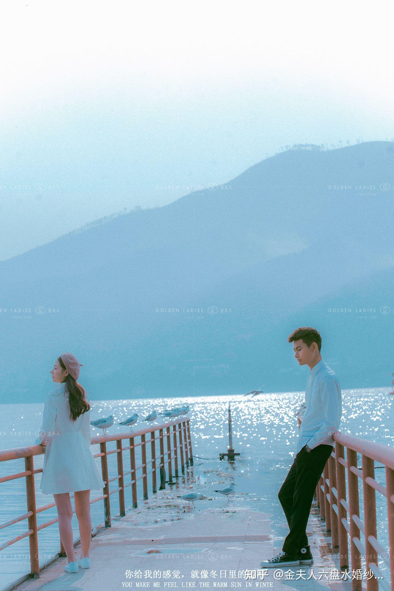 清新治愈的海边婚纱照