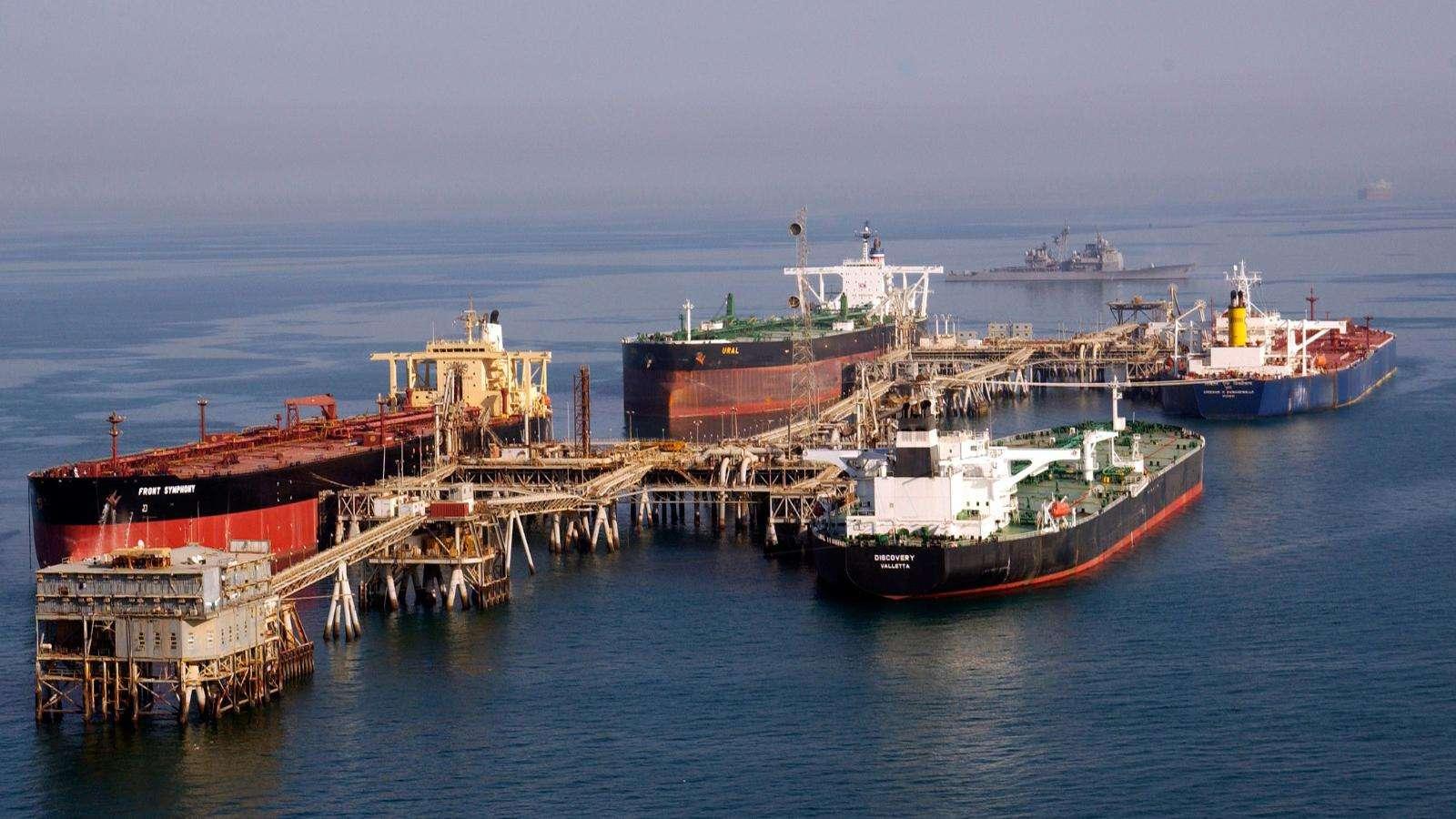 就在苏莱曼尼被暗杀前不久,中伊俄三国还在波斯湾举行