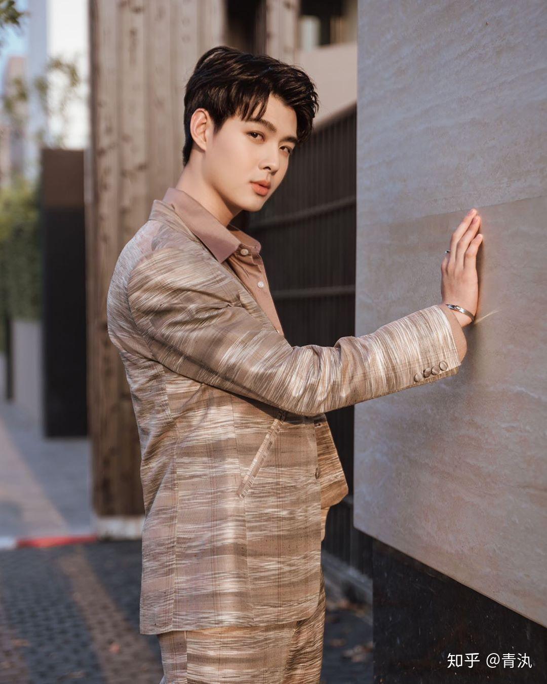 能不能向我详细地安利一下泰国演员黄明明