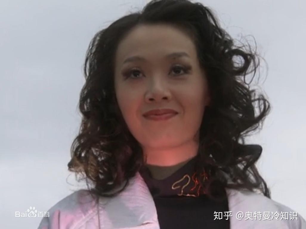 博伽茹,梦比优斯奥特曼里面的前期小boss,拥有一个女性的人间体,是一