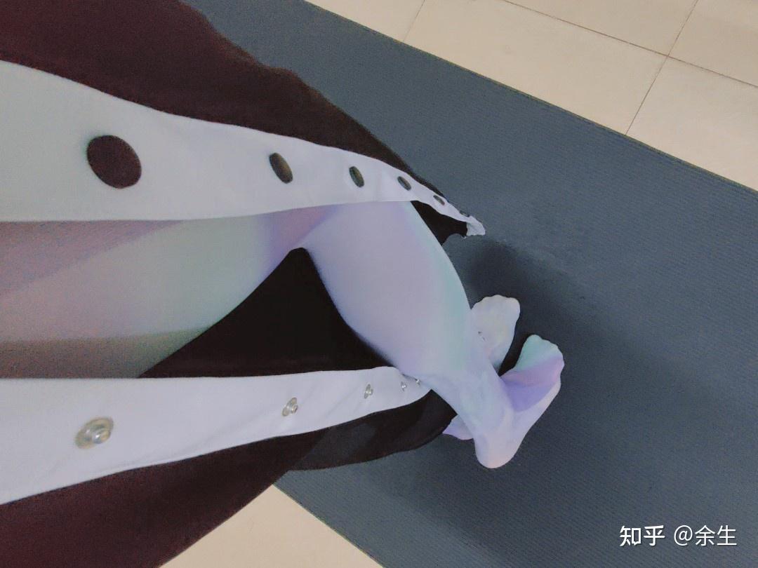 男孩可以穿白色连裤袜吗? - 知乎
