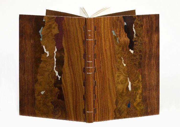 用木头做一本书