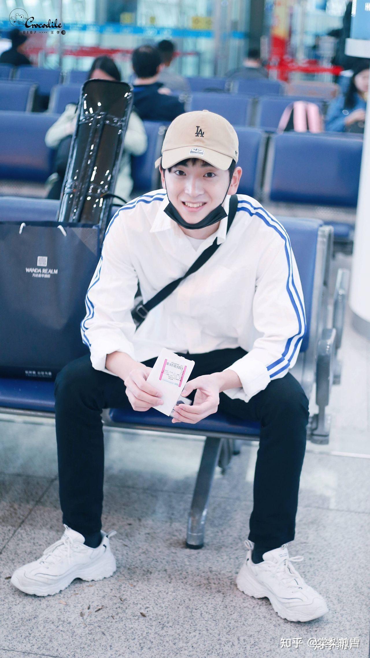 如何评价《创造营2019》的王孝辰?