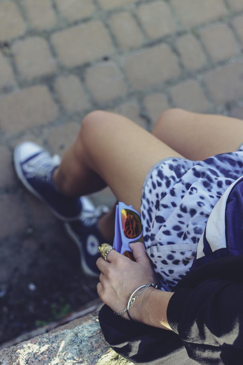 4. 时尚近视眼镜