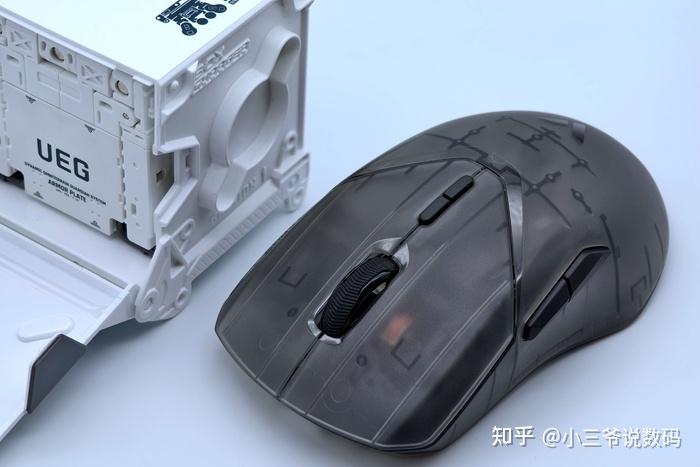 雷柏vt9 air游戏鼠标:更轻,更快,更高速