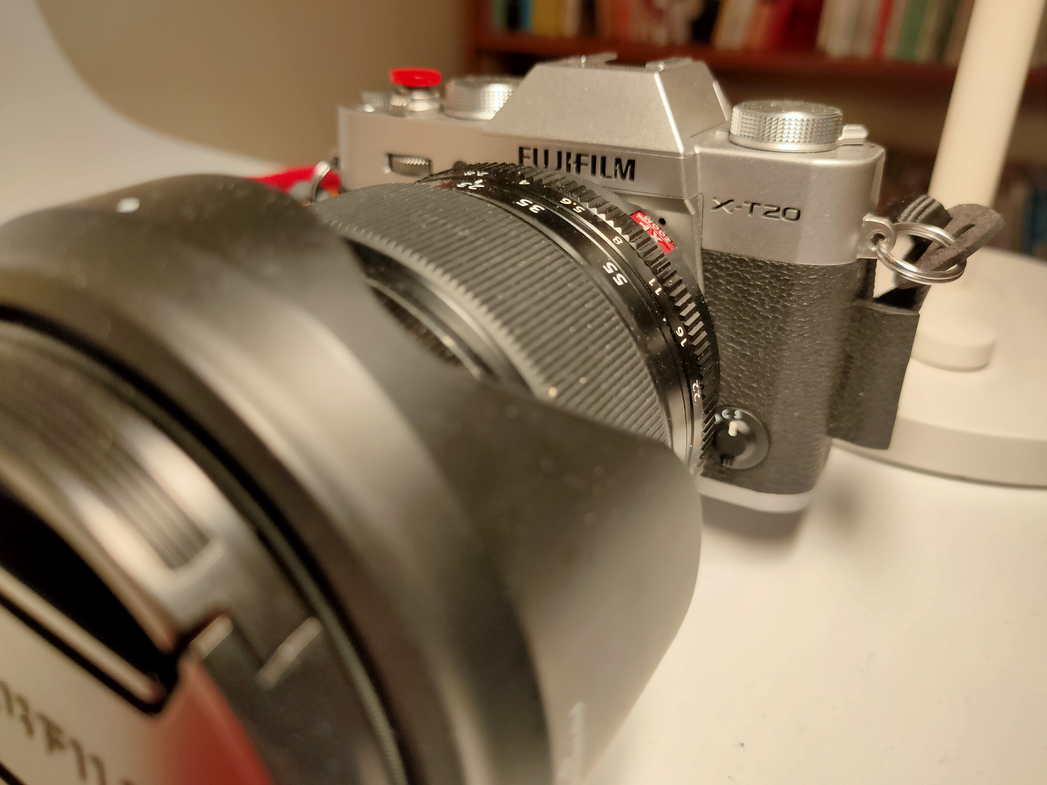 富士1545镜头街拍怎么样? - 知乎