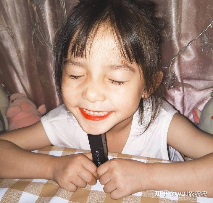 有哪些特别可爱的小孩子的微信头像?