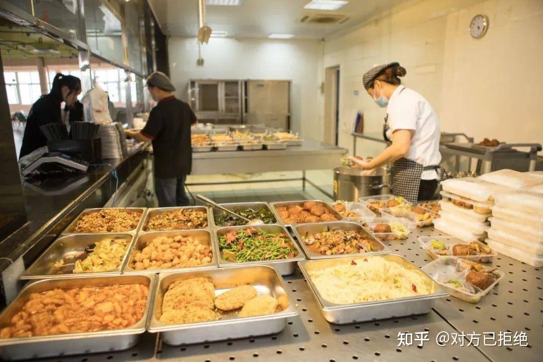 大学生不在食堂就餐怎么处理 大学生不在食堂就餐的原因