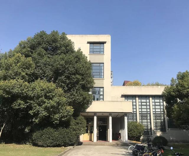 同济大学的文远楼经典在什么地方呢?