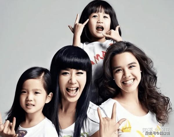 钟丽缇女儿张思捷被说太社会，本尊回应了，嘴巴含着筷子好无奈 - 知乎
