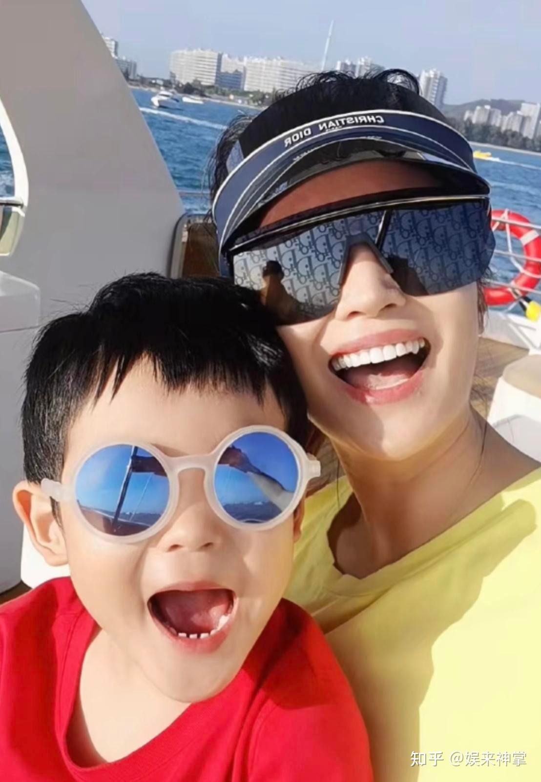 主持人春妮带儿子坐豪华游艇出海!儿子首次露正脸,网友直呼羡慕 - 知乎