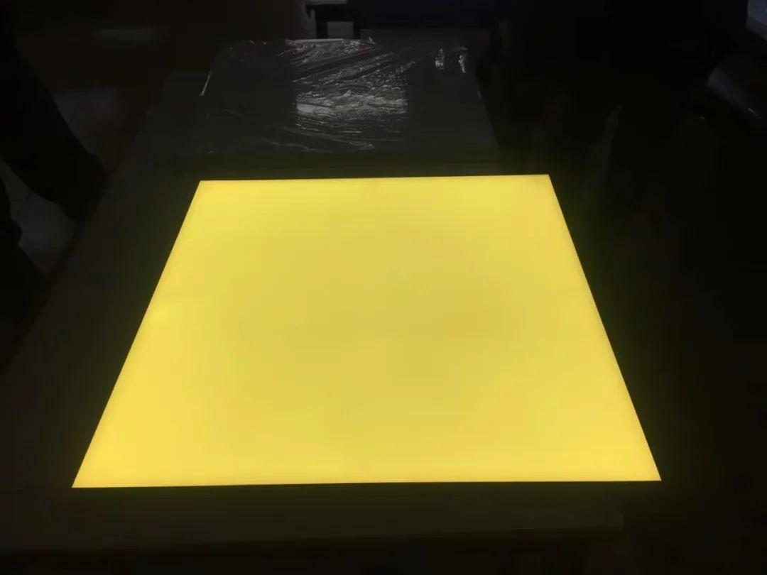 新型材料:LED面光源 LED导光板 异型 热成型 - 知乎