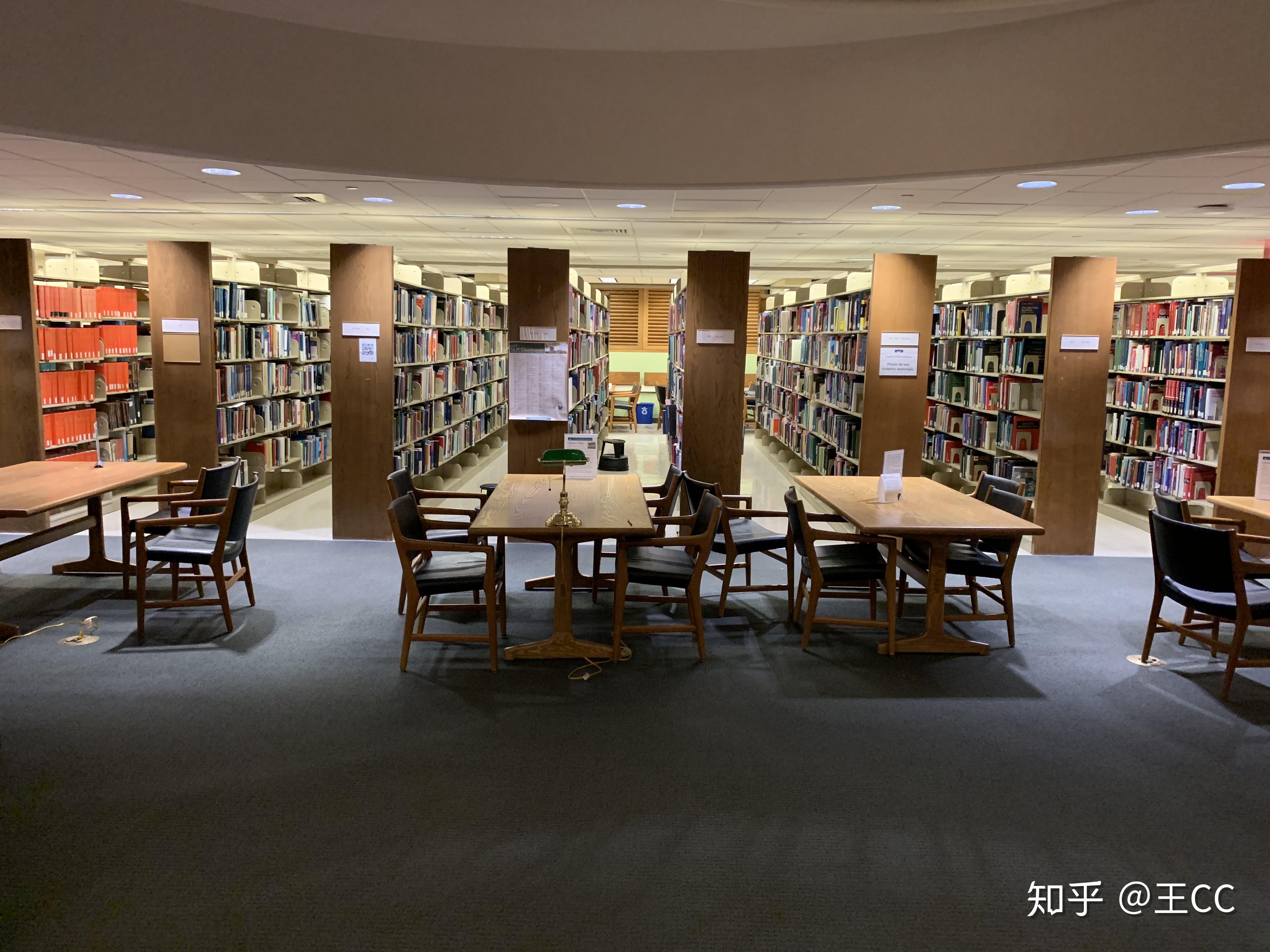 在哈佛大学的图书馆看书学习是种什么样的体验?