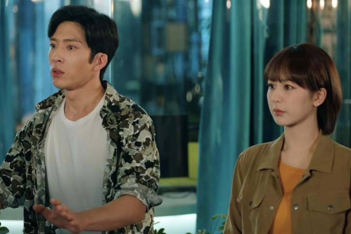 《女心理师》原著“用红墨水伪装处子血”的贺顿,注定错过钱开逸 - 知乎