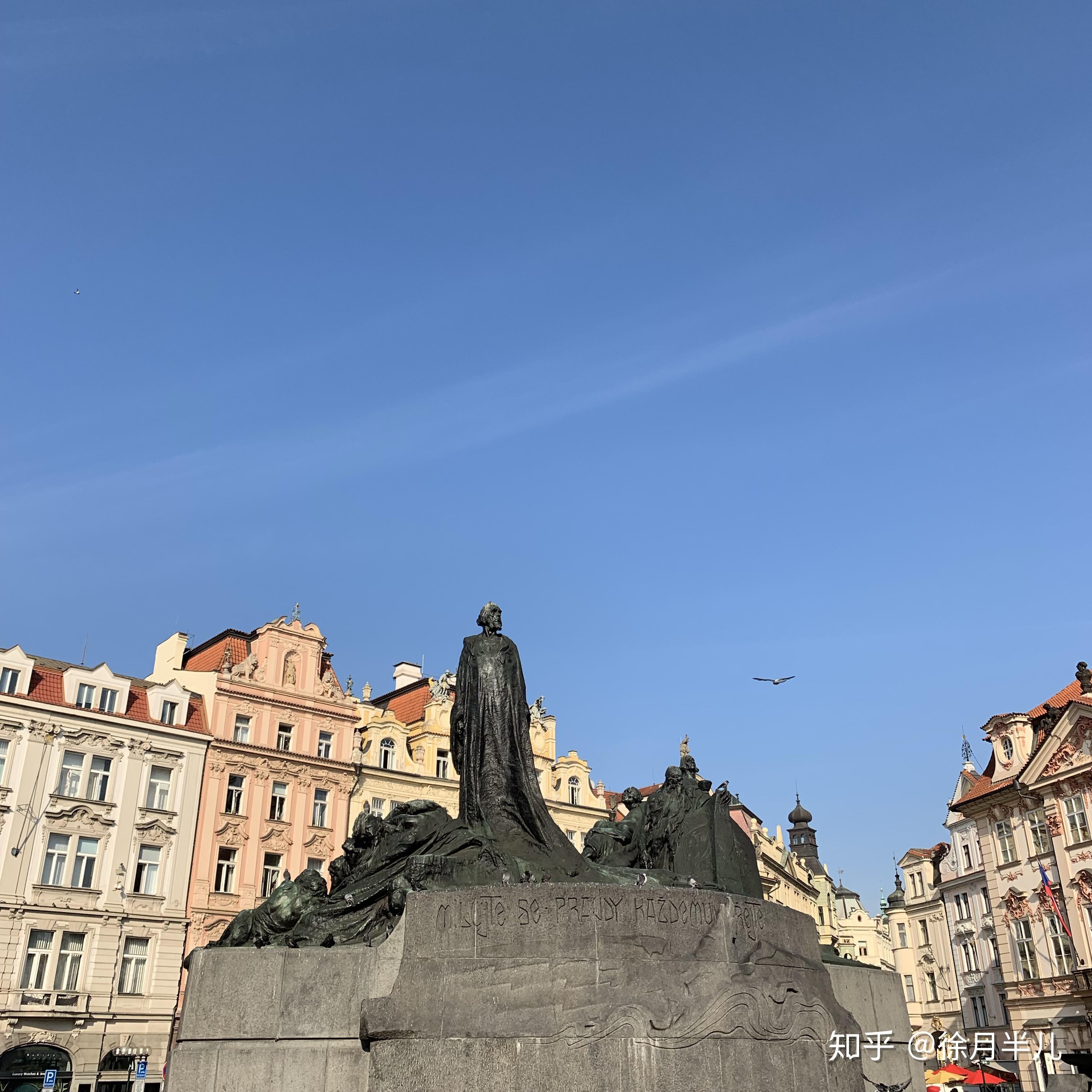 去布拉格旅行时哪里适合拍照?