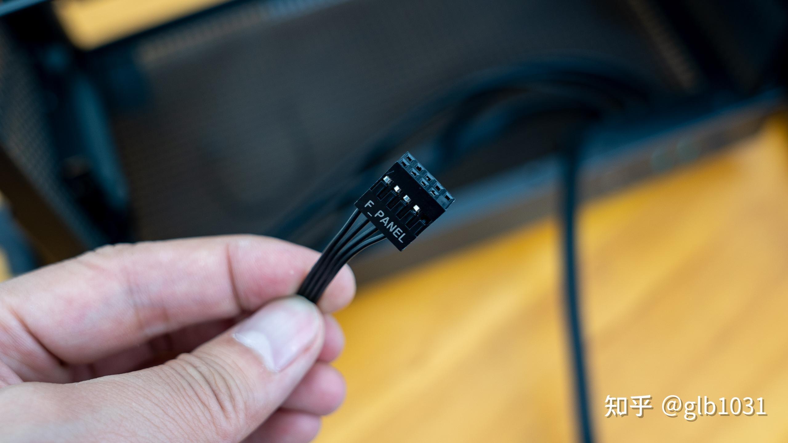 配件方面,选择了3a 平台的配置组合,处理器是大家熟悉的amd r5 7600x