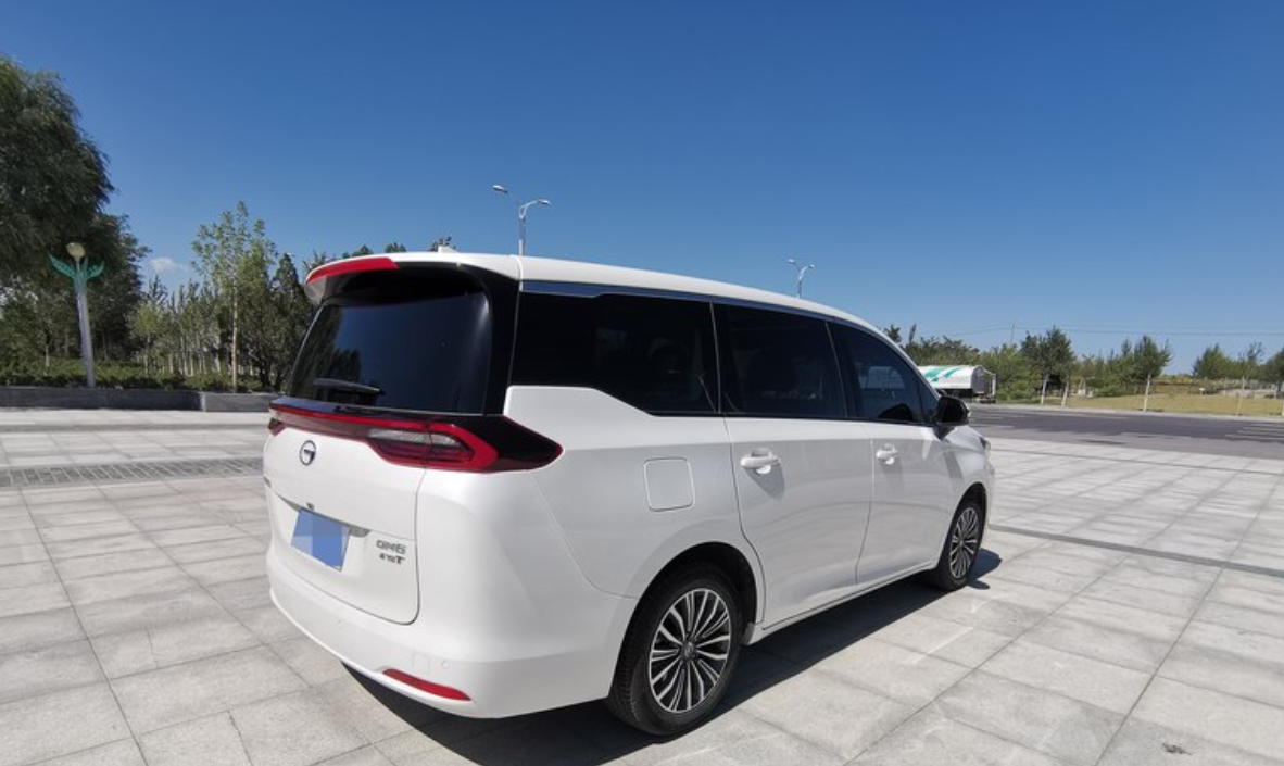 难道仅仅空间大油耗低这三款10万左右的mpv还有这些特点