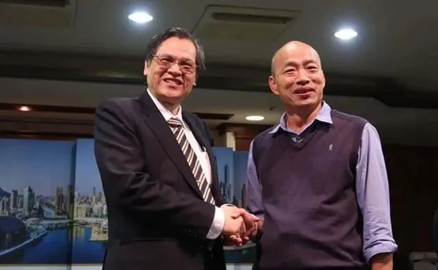 时任国台办发言人安峰山