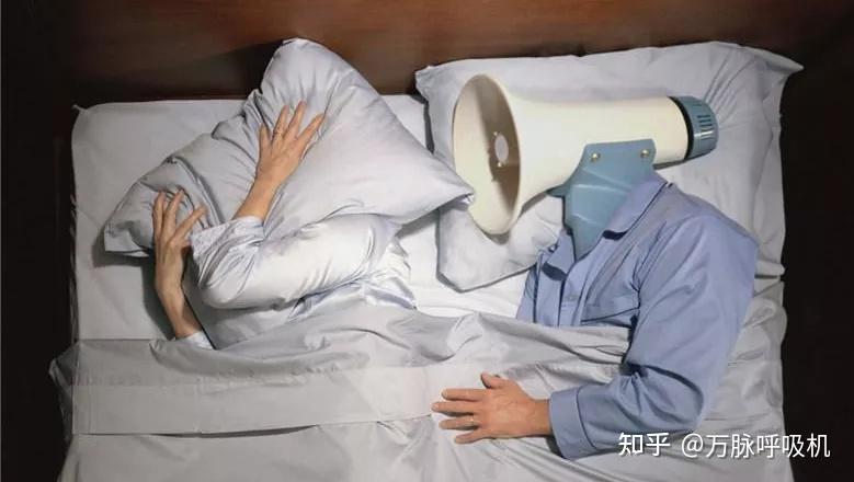 我叫李**,今年60岁,睡觉打鼾已经是老毛病了,鼾声特别大,半夜总被憋醒