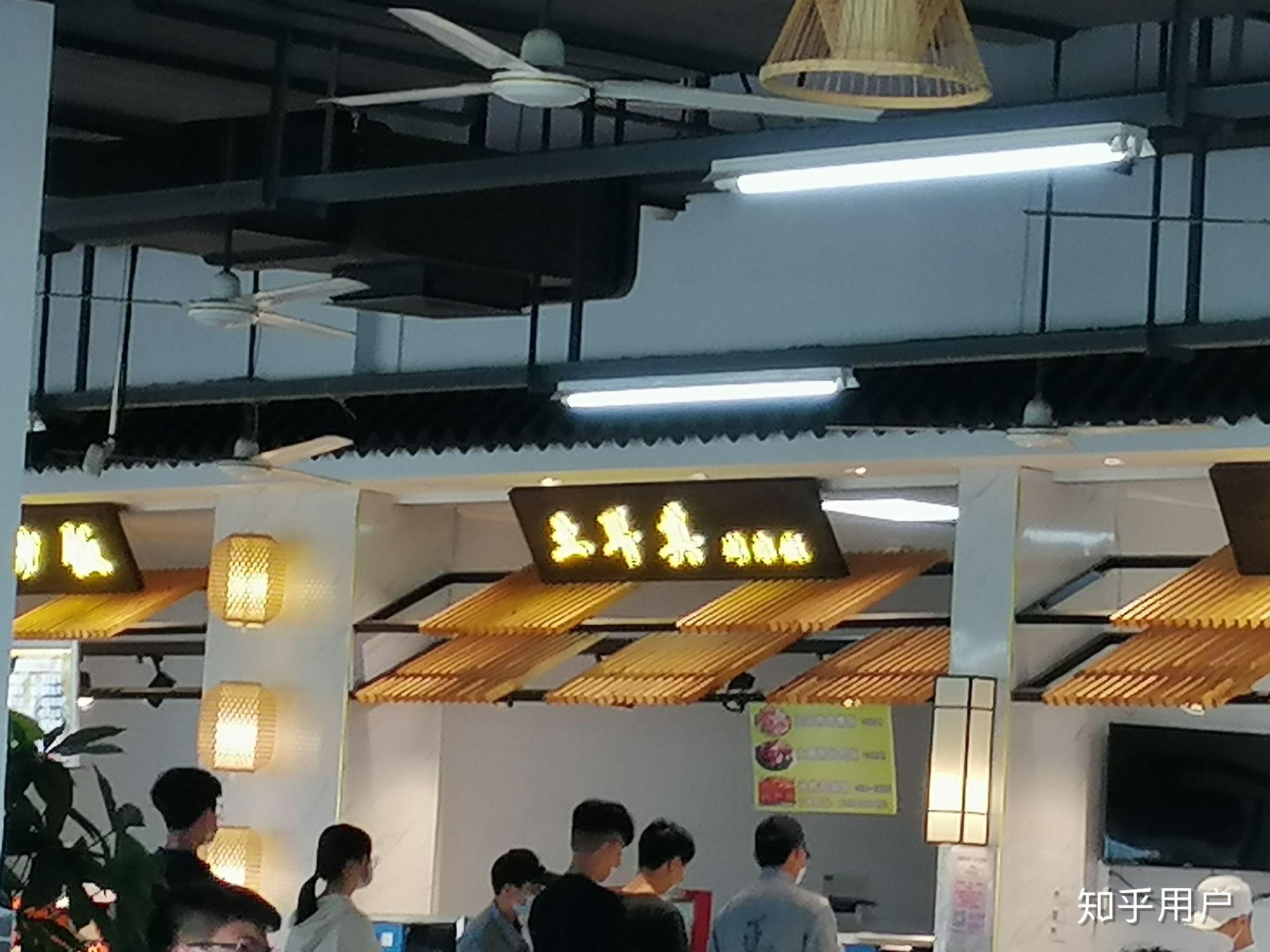 江蘇城鄉建設職業學院的食堂有哪些推薦的美食?