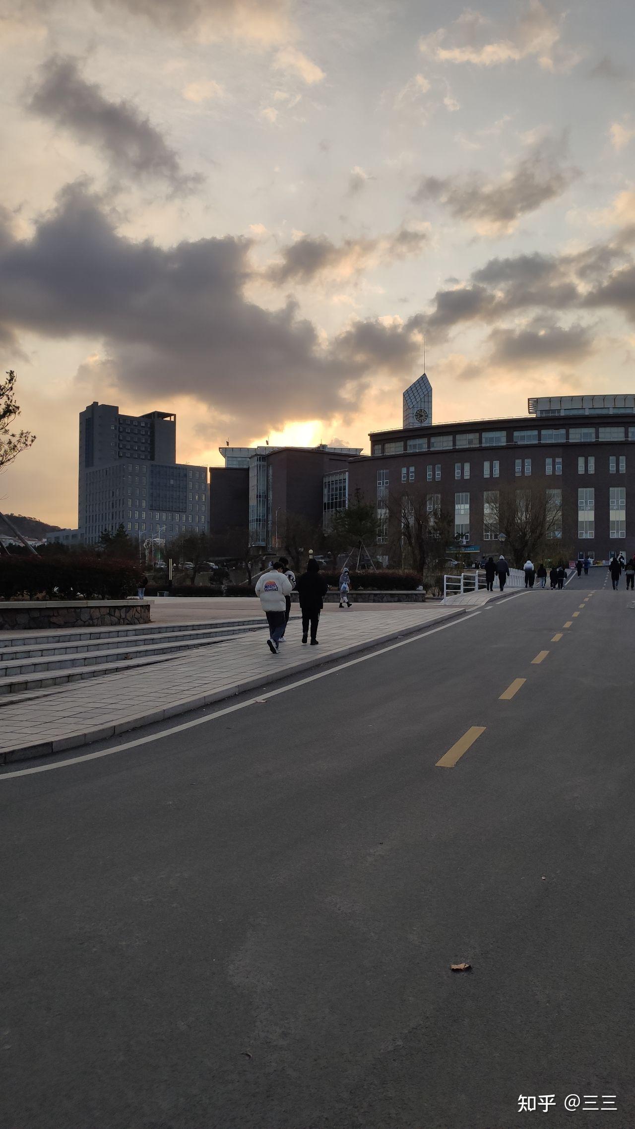 在青岛城市学院读书怎么样? - 知乎