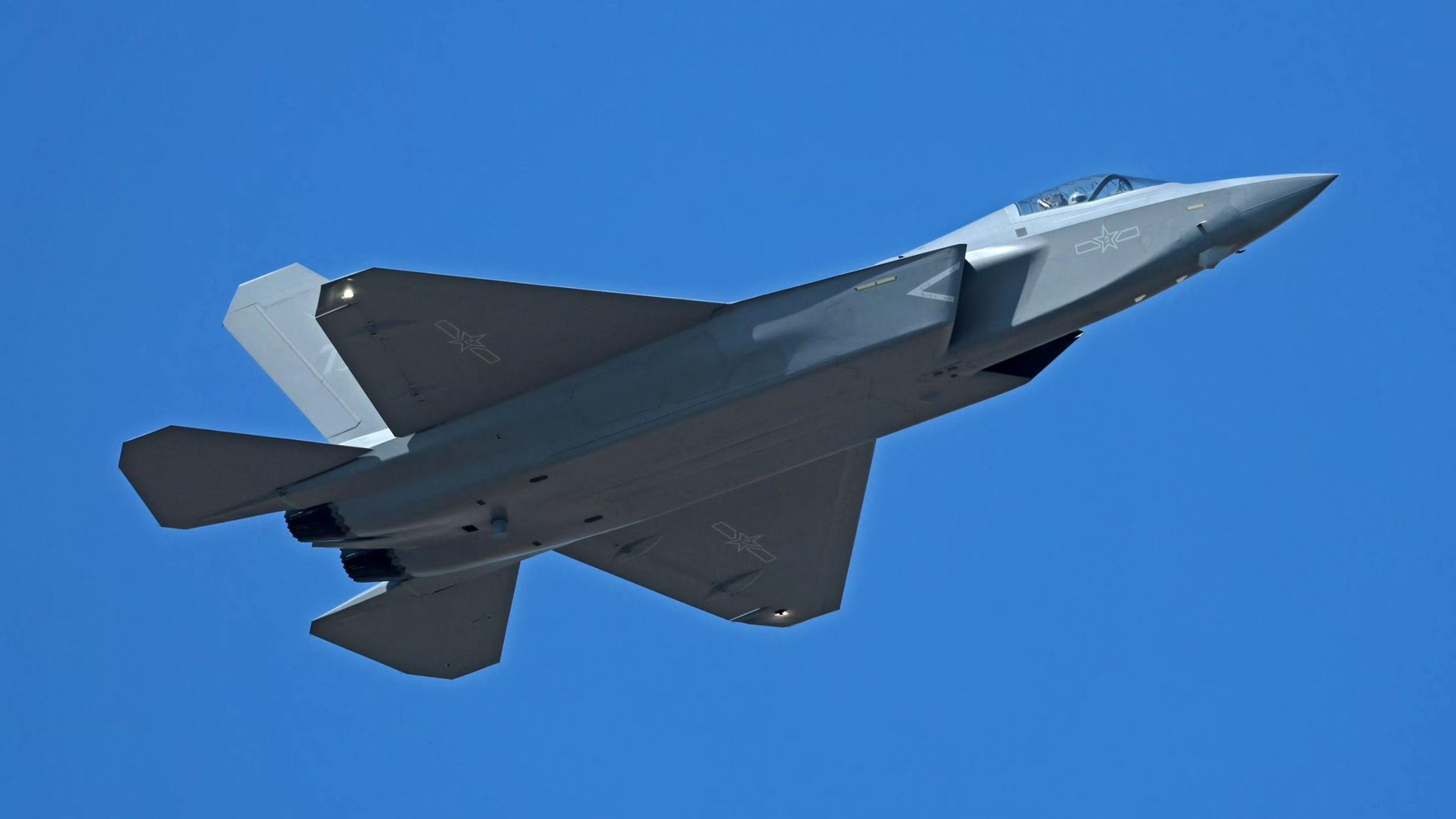 如何看待印度国产光辉战机,上一批83架未交付再砸6237亿卢比买97架?