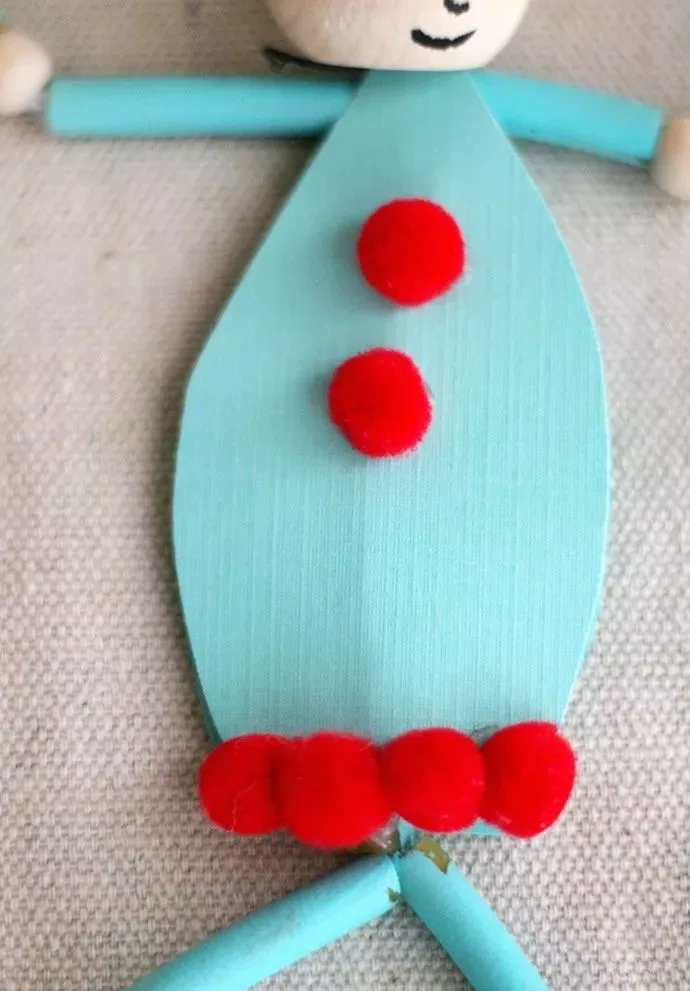 怎么做玩偶小人 v2-4cf745fb4388474d7d09633346d4bb30_r.jpg