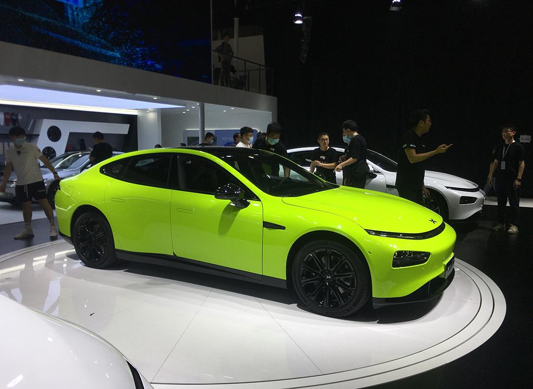 子弹说车丨电动剪刀门小鹏p7鹏翼版亮相广州车展