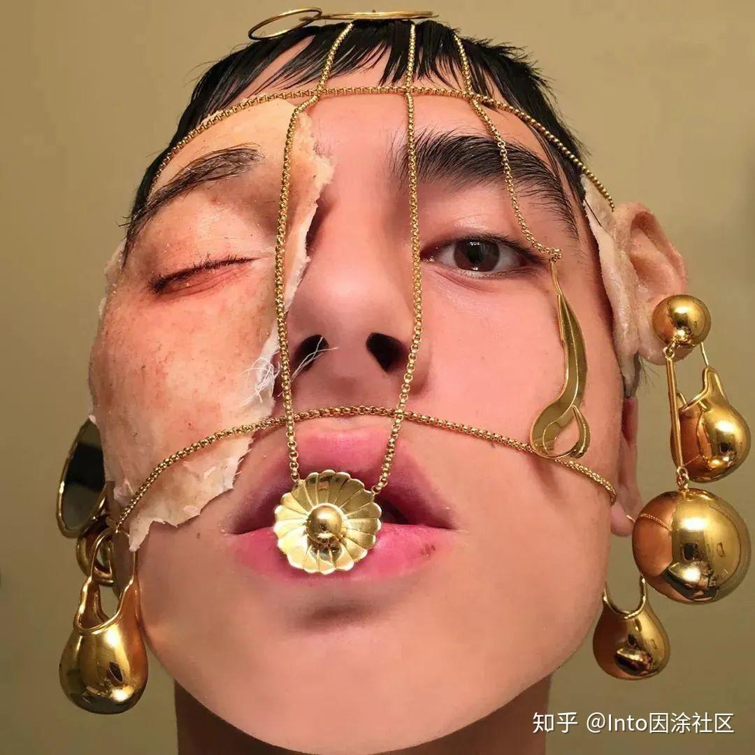 暴力美学or跨越性别的美反常规的面部雕塑艺术