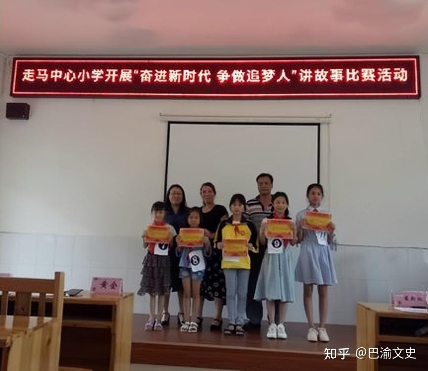 公路和铁路的通车,走马的区位优势日渐衰落,但古镇上说唱文化还在延续