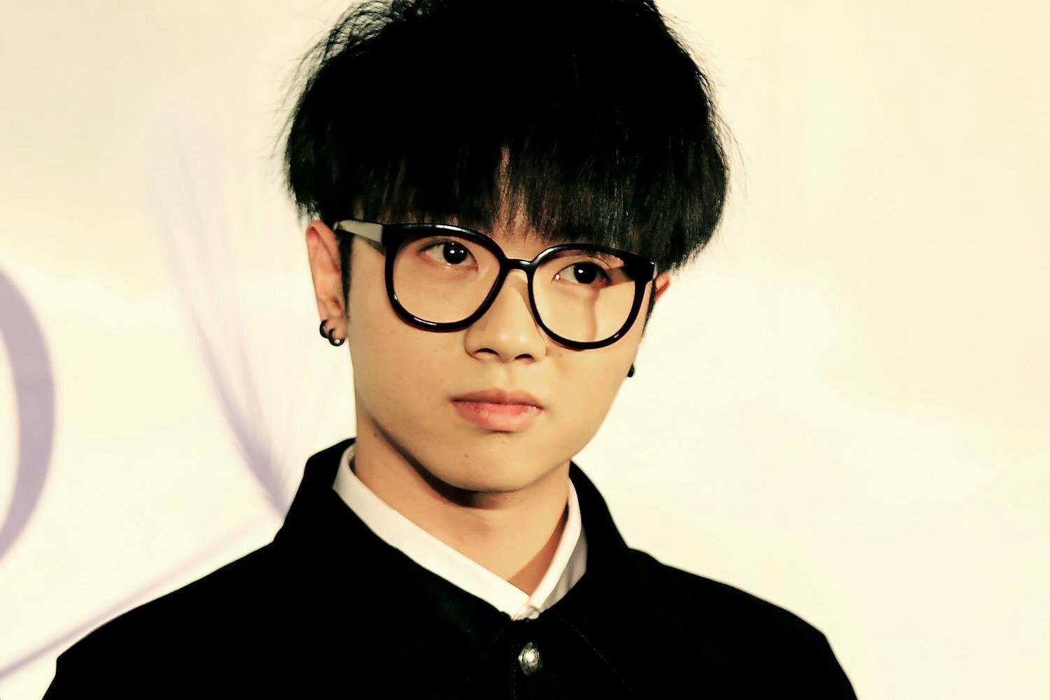 华晨宇在《歌手》是不是被抬得过于高了?