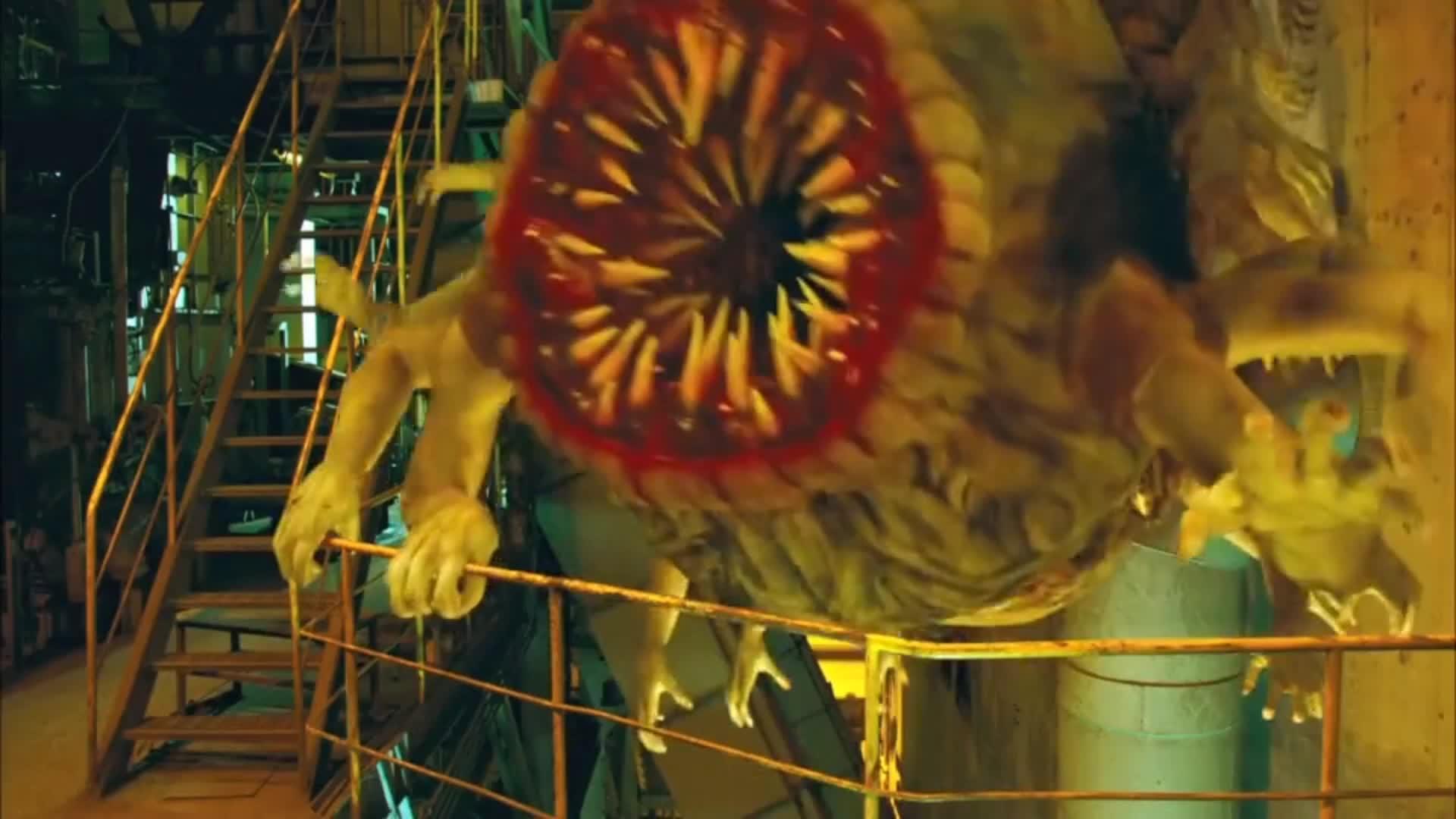 很多人都没看过的日本人脸蜘蛛怪奇幻喜剧《怪谈比留子》恐怖片推荐