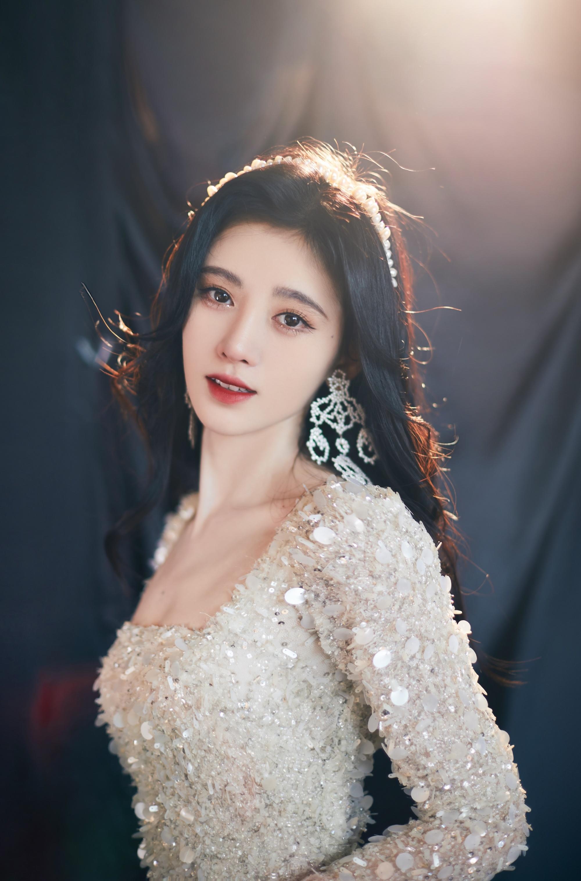 鞠婧祎有哪些令人惊艳的美图? - 知乎