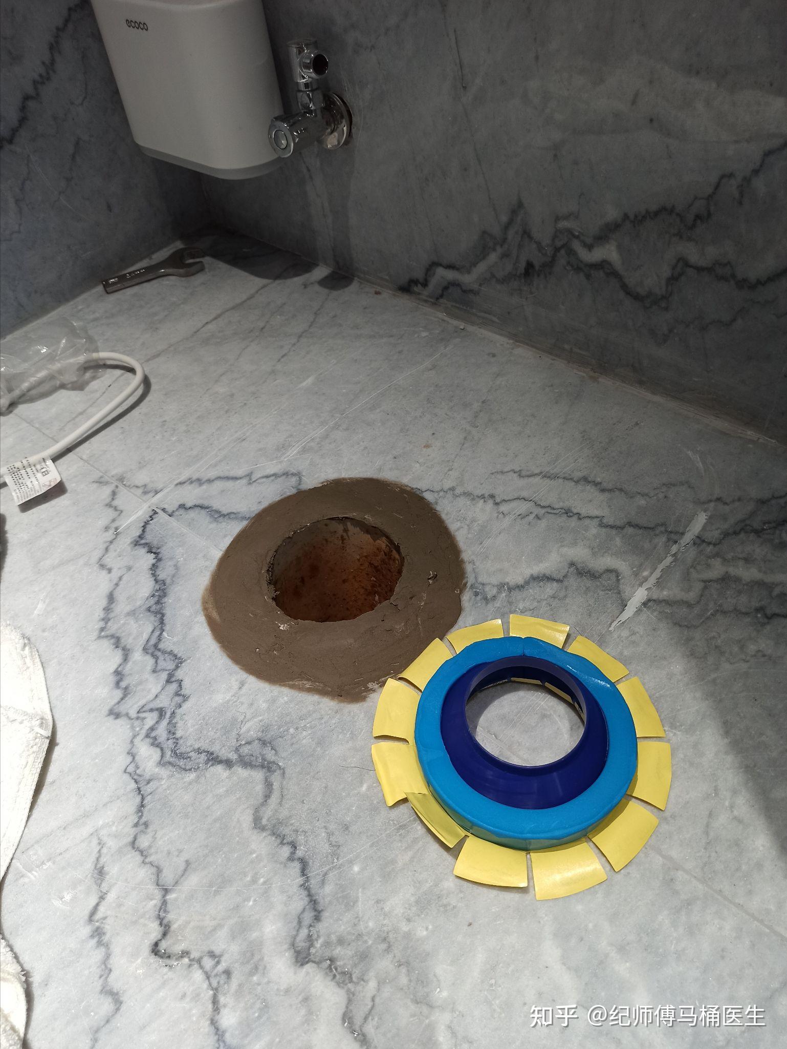 卫生间马桶排污管应该凸出地面吗?正确做法应该怎么做?