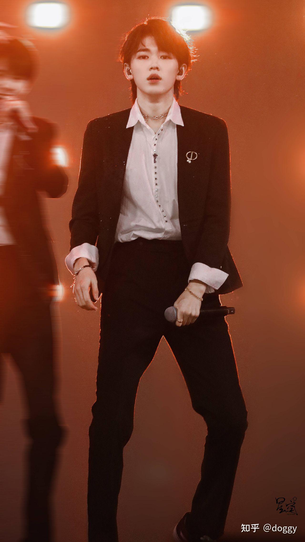 如何评价时代少年团宋亚轩的身材? - 知乎