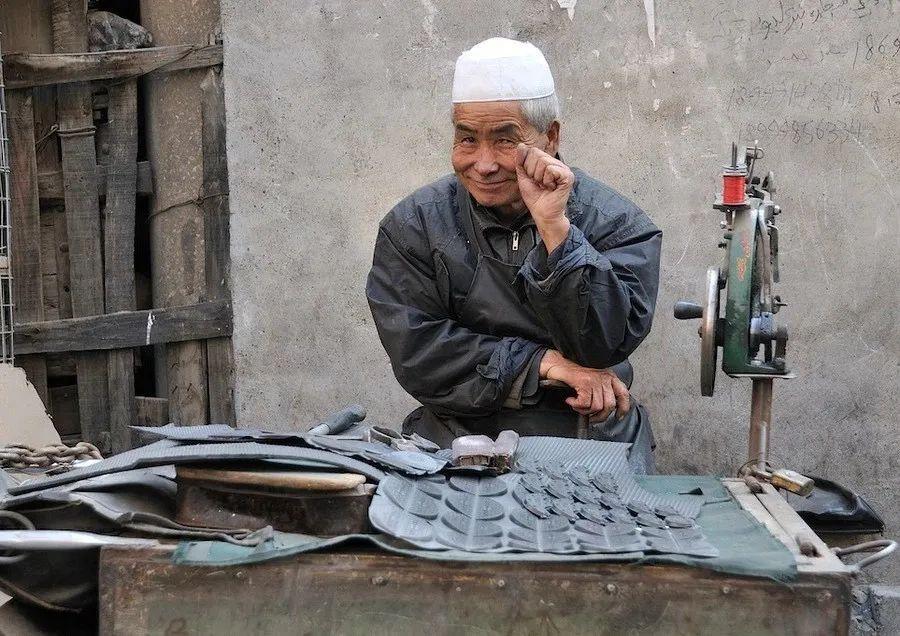 这一张张老照片是否能让你回想起从前的点点滴滴呢?推