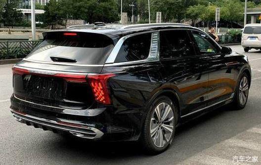 红旗ehs9黑色实车现身街头外观科幻又气势不输库里南