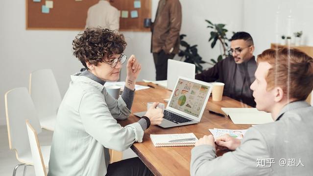 新人口头自我介绍怎么说_新人自我介绍