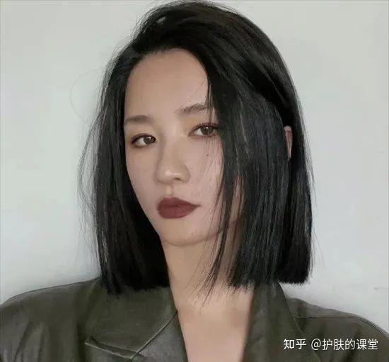 酷炫清爽一刀切短发,自带高级感的发型 - 知乎