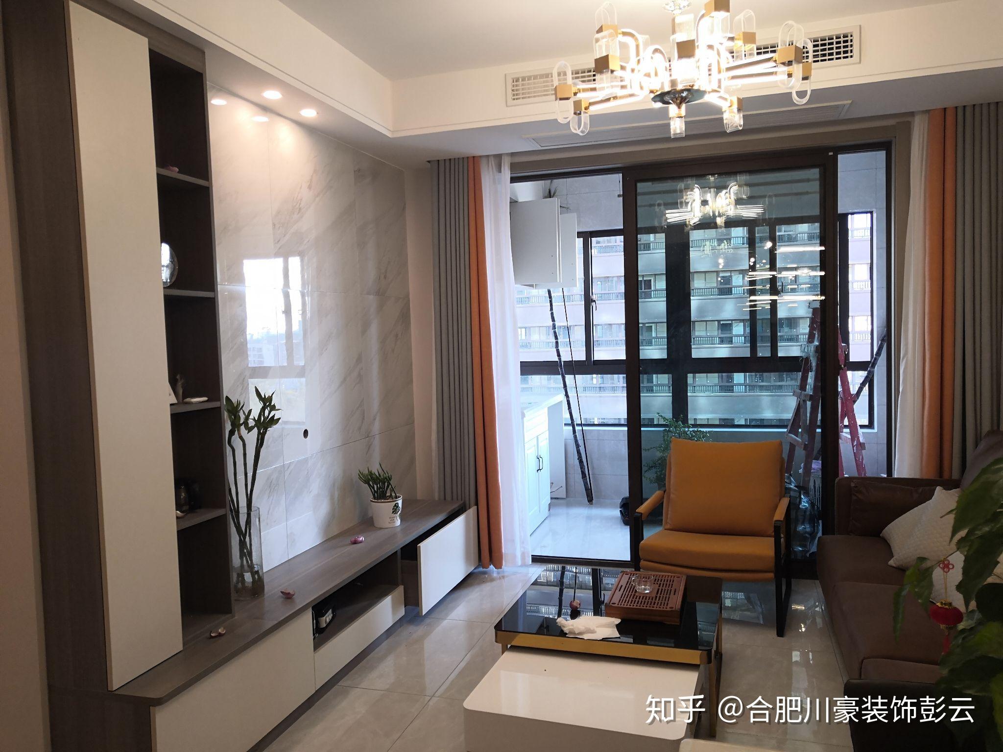 客厅宽3米,电视墙长3米2,适合做满墙储物柜吗?有高人麻烦指点下,谢谢.