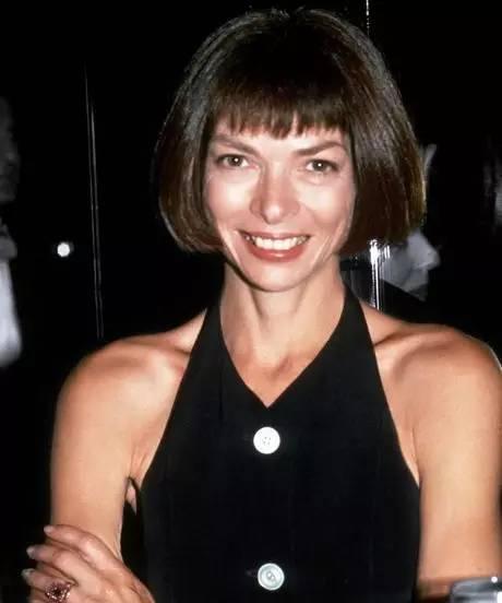 跟着时尚女魔头annawintour学习职场上位