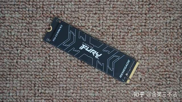 艾尔登法环太火了,于是打造了一台能在4K分辨率下畅玩它的黑白主机 第31张 艾尔登法环太火了,于是打造了一台能在4K分辨率下畅玩它的黑白主机 第31张